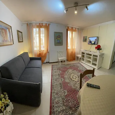 New View Canal Lovers *