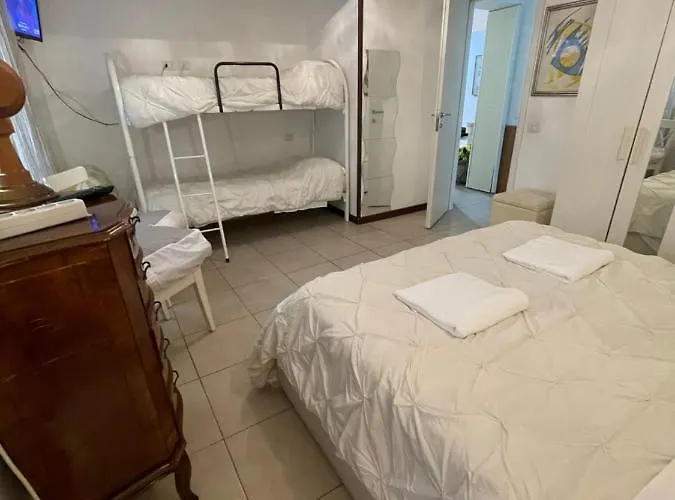 New View Canal Lovers