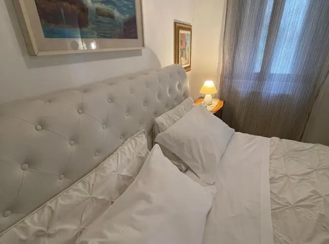 New View Canal Lovers Venise