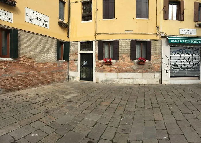 New View Canal Lovers