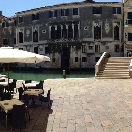 Lovers Apartment
