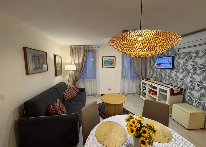 New View Canal Lovers Apartment